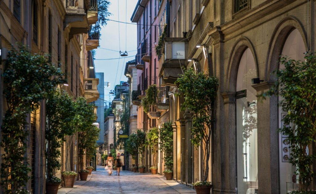 Milano centro Via della Spiga